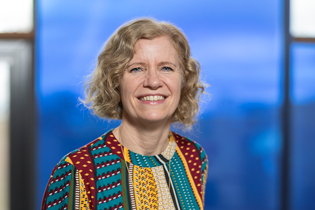 Vicki Holmes